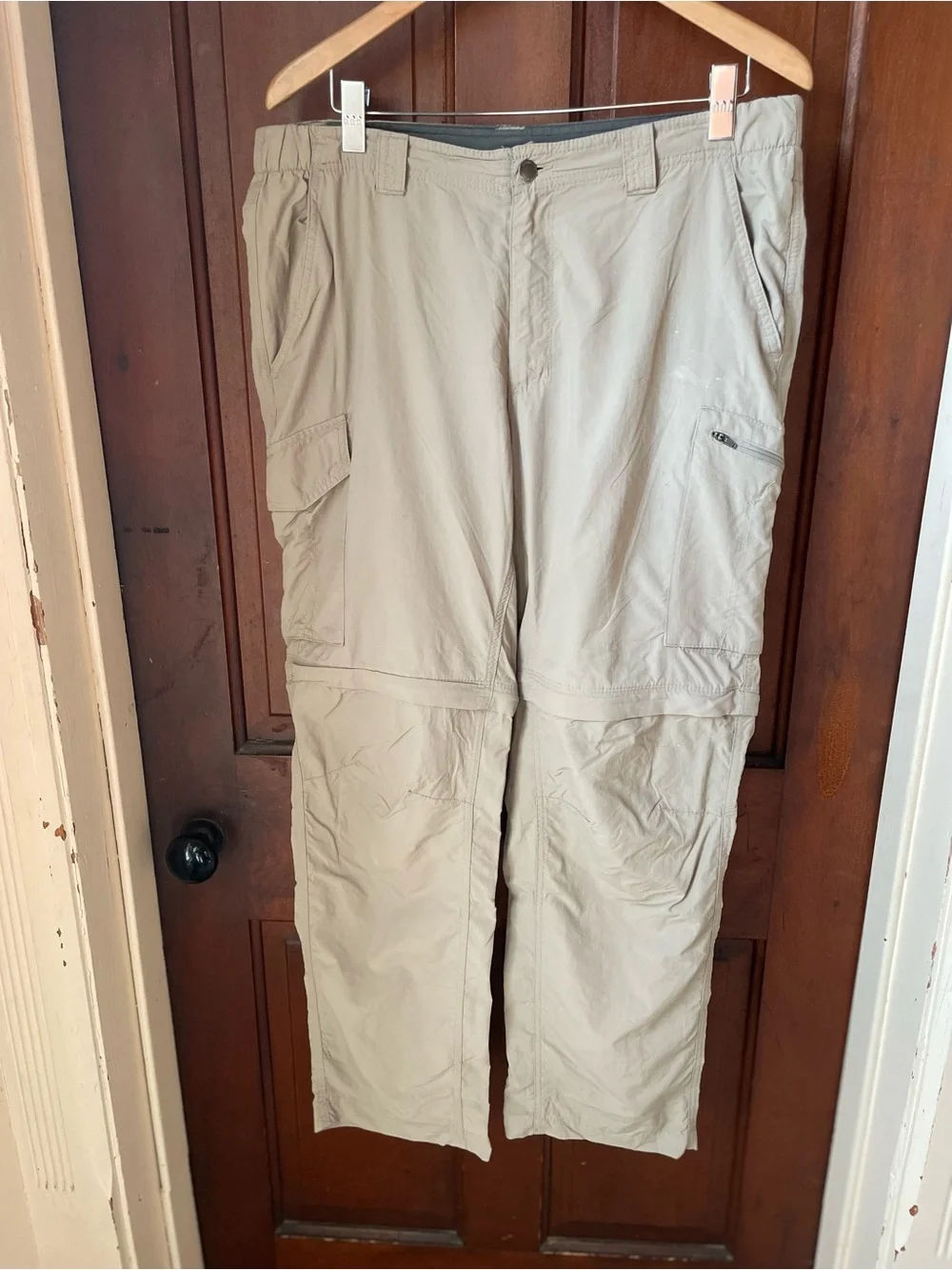 Columbia men's 36 x 32 khaki pants